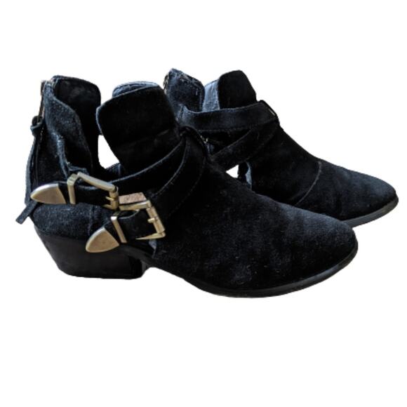 Steve Madden Cinch Cut-out Buckle Suede Ankle Booties 8 - Picture 5 of 10